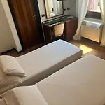 Szálloda Daunia Modena