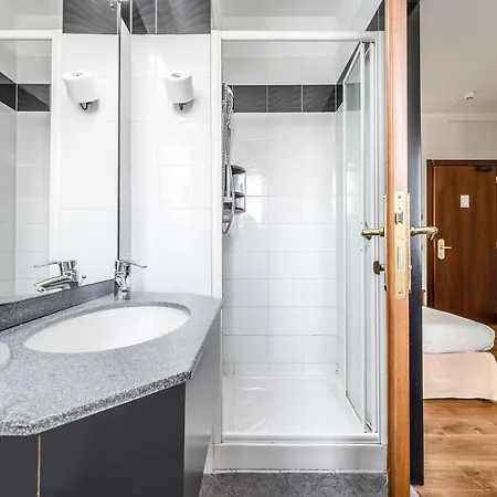 Daunia ホテル 3*